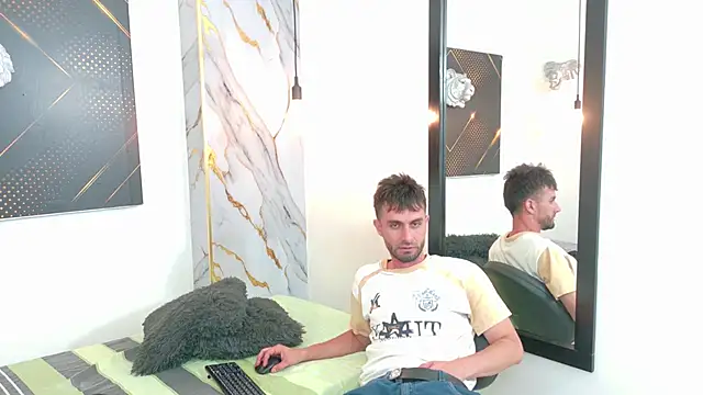 KingOfTemptation online show from May 12, 2026, 4:09 am