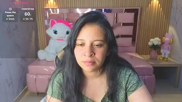 Snapshot of sara_tellez_s chatting on June 17, 2026, 3:17 am sara tellez s online show from June 17, 2026, 3:17 am