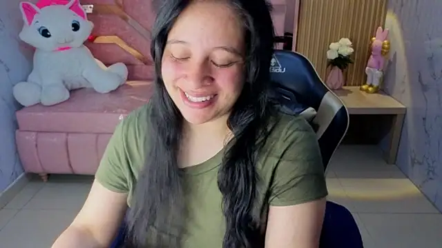 Snapshot of sara_tellez_s chatting on June 10, 2026, 3:08 am sara tellez s online show from June 10, 2026, 3:08 am
