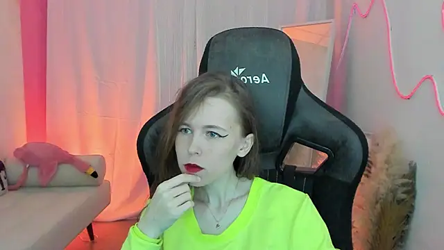 AriaGracen online show from April 7, 2026, 11:34 am