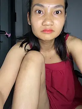 -Lilyn- online show from April 3, 2026, 6:14 pm