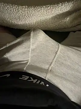 eddyh0t online show from March 19, 2026, 7:58 pm