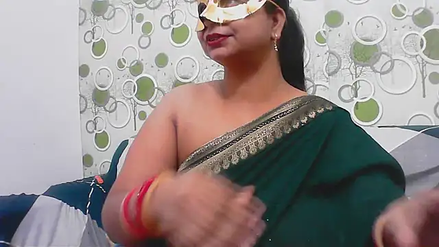 Snapshot of hard_to_do__ chatting on May 31, 2026, 6:09 pm hard to do online show from May 31, 2026, 6:09 pm