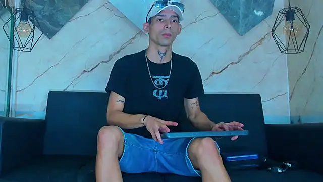Snapshot of mathewblessed chatting on June 10, 2026, 7:26 pm mathewblessed online show from June 10, 2026, 7:26 pm