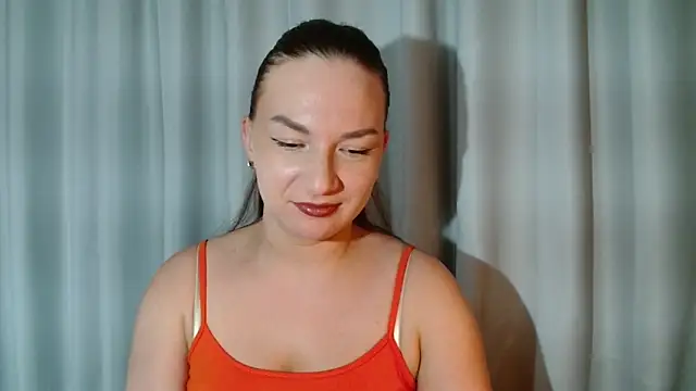 Snapshot of Belle_Fiesta chatting on April 26, 2026, 9:45 pm Belle Fiesta online show from April 26, 2026, 9:45 pm