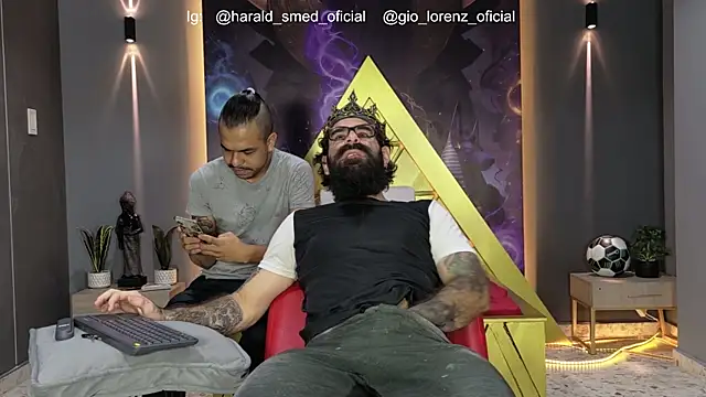 Snapshot of Haraldsmed chatting on June 11, 2026, 1:19 pm Haraldsmed online show from June 11, 2026, 1:19 pm