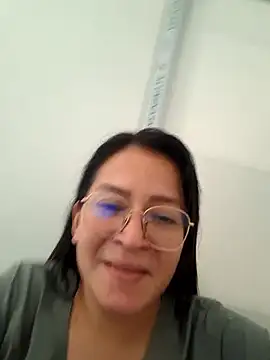 Snapshot of Dr_Edna_naughty chatting on June 21, 2026, 3:51 pm Dr Edna naughty online show from June 21, 2026, 3:51 pm