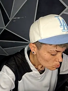 Snapshot of Megan_bad chatting on March 15, 2026, 9:22 pm Megan bad online show from March 15, 2026, 9:22 pm