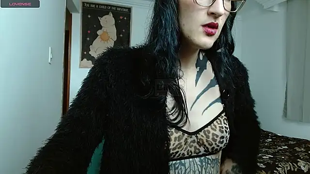 Snapshot of VelvetVal_ chatting on April 20, 2026, 5:14 pm VelvetVal online show from April 20, 2026, 5:14 pm