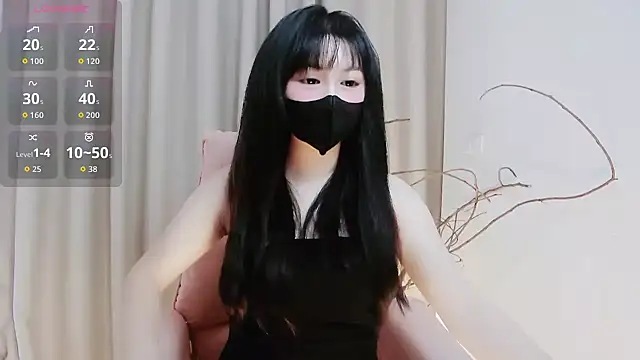 Sweet-Shuna online show from March 16, 2026, 5:44 am