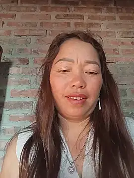 Yellow-pink online show from May 13, 2026, 11:34 pm