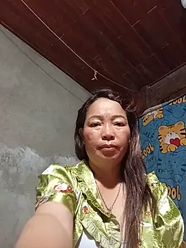 Yellow-pink online show from June 6, 2026, 10:48 pm