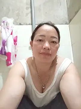 Yellow-pink online show from May 22, 2026, 1:53 pm