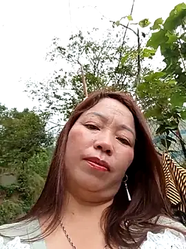 Yellow-pink online show from May 5, 2026, 1:08 am