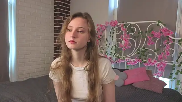 RubieHeiser online show from March 26, 2026, 10:02 am