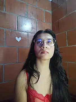 Amanda x1 online show from May 21, 2026, 7:44 pm