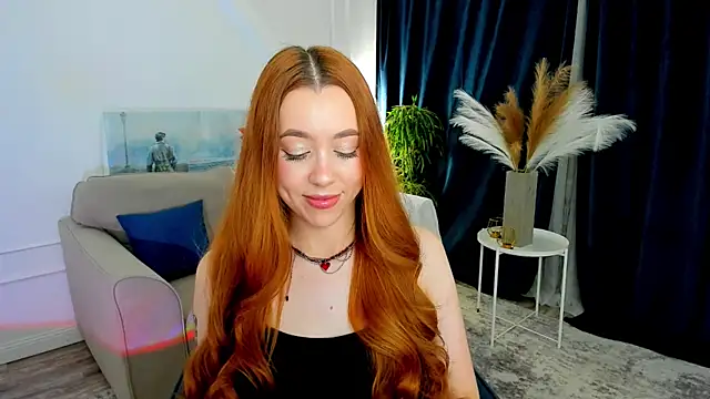 BloomAndFun online show from May 4, 2026, 7:28 pm