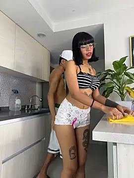 Snapshot of Wild_lovers_ chatting on June 15, 2026, 7:35 pm Wild lovers online show from June 15, 2026, 7:35 pm