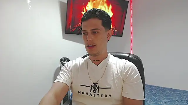 JUAN CAMILOXXX online show from March 27, 2026, 4:21 am