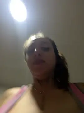 CarolQueen1  online show from May 15, 2026, 1:31 pm