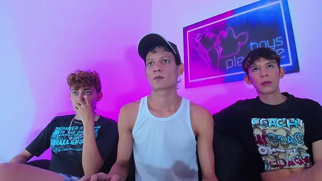 Desire Boys1 online show from March 9, 2026, 11:08 pm