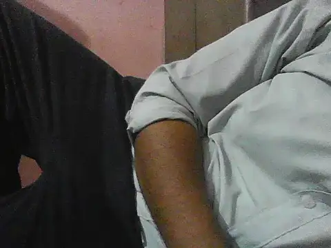 sexy boii 22 online show from March 12, 2026, 11:25 am