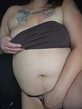 Snapshot of LaPutotota chatting on July 4, 2026, 1:37 pm LaPutotota online show from July 4, 2026, 1:37 pm