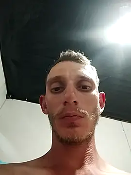 Snapshot of polacaao chatting on March 13, 2026, 3:22 am polacaao online show from March 13, 2026, 3:22 am