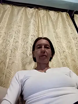 Tania9876 online show from June 14, 2026, 6:53 pm