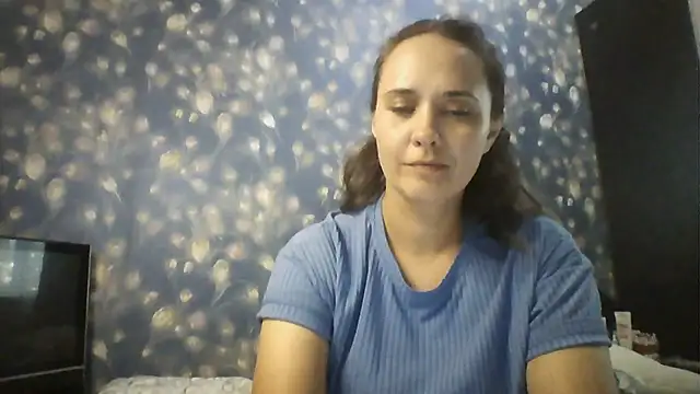 Snapshot of Alisa07qw chatting on June 17, 2026, 1:32 pm Alisa07qw online show from June 17, 2026, 1:32 pm