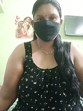 Snapshot of telugutanuja_ chatting on June 17, 2026, 12:43 am telugutanuja online show from June 17, 2026, 12:43 am