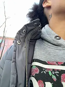 HighEndHotties online show from March 12, 2026, 1:37 pm