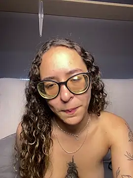 Snapshot of Anamyst chatting on July 14, 2026, 2:05 am Anamyst online show from July 14, 2026, 2:05 am