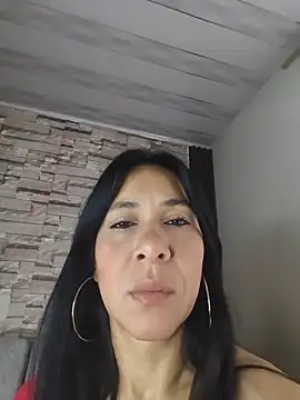 Camillemonroe  online show from June 16, 2026, 12:27 pm