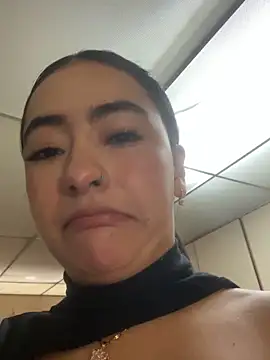 CatalinaSantana Pink online show from March 10, 2026, 9:52 pm