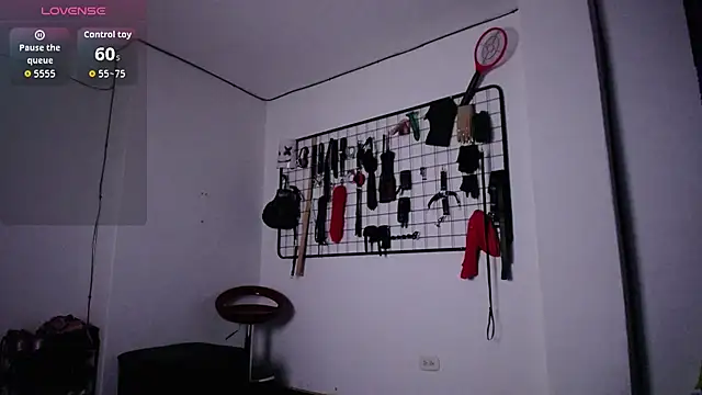 Snapshot of Mr_Andrew_bdsm chatting on April 14, 2026, 2:22 pm Mr Andrew bdsm online show from April 14, 2026, 2:22 pm