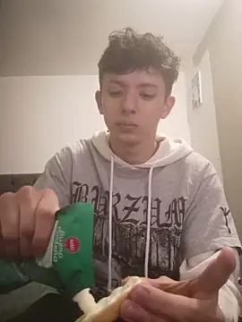 Daniel Roy online show from April 16, 2026, 2:45 am