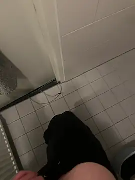 maniackle online show from March 28, 2026, 6:42 pm