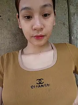 Snapshot of -Hicici- chatting on March 18, 2026, 12:25 am -Hicici- online show from March 18, 2026, 12:25 am