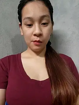 Snapshot of -Hicici- chatting on April 24, 2026, 2:13 am -Hicici- online show from April 24, 2026, 2:13 am