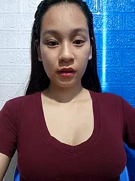 Snapshot of -Hicici- chatting on April 21, 2026, 2:51 am -Hicici- online show from April 21, 2026, 2:51 am