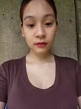 Snapshot of -Hicici- chatting on April 15, 2026, 1:55 am -Hicici- online show from April 15, 2026, 1:55 am