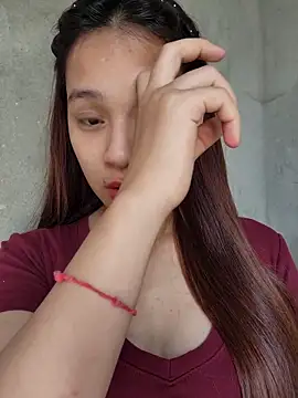 Snapshot of -Hicici- chatting on April 17, 2026, 1:41 am -Hicici- online show from April 17, 2026, 1:41 am