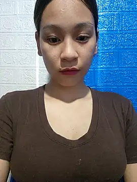 Snapshot of -Hicici- chatting on April 11, 2026, 10:30 am -Hicici- online show from April 11, 2026, 10:30 am