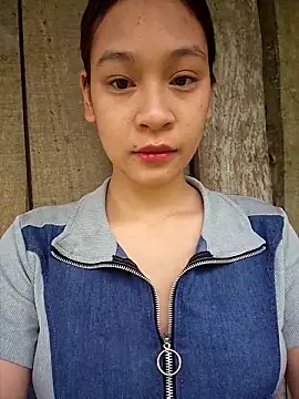 Snapshot of -Hicici- chatting on May 12, 2026, 11:55 pm -Hicici- online show from May 12, 2026, 11:55 pm
