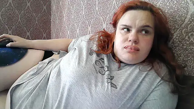 Snapshot of DollyGersonn chatting on May 6, 2026, 3:49 pm DollyGersonn online show from May 6, 2026, 3:49 pm