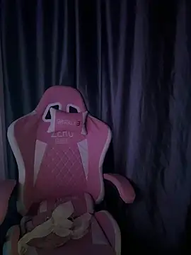 Cum-withyou online show from April 17, 2026, 10:07 am