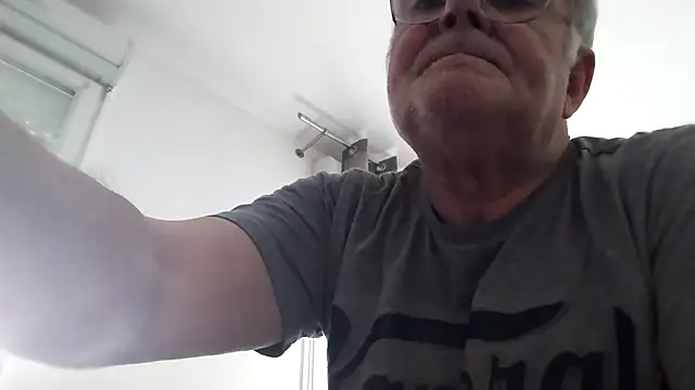 oura online show from May 4, 2026, 6:27 am