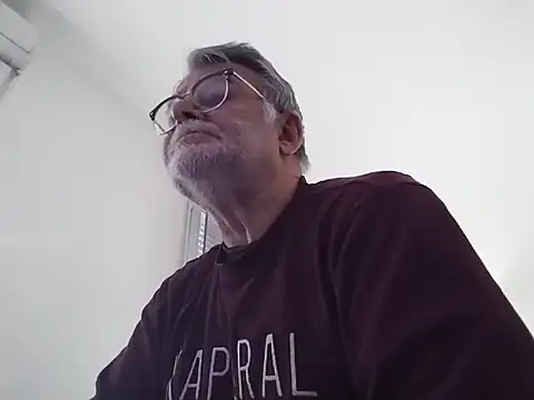 oura online show from May 21, 2026, 6:33 am