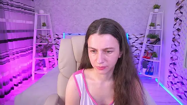 Snapshot of LittleJulii chatting on May 26, 2026, 7:45 pm LittleJulii online show from May 26, 2026, 7:45 pm